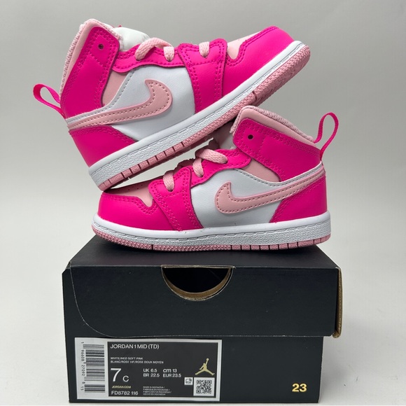 Nike Air Jordan 1 Retro Mid TD “Barbie/Fierce Pink” 2023 - Picture 3 of 4
